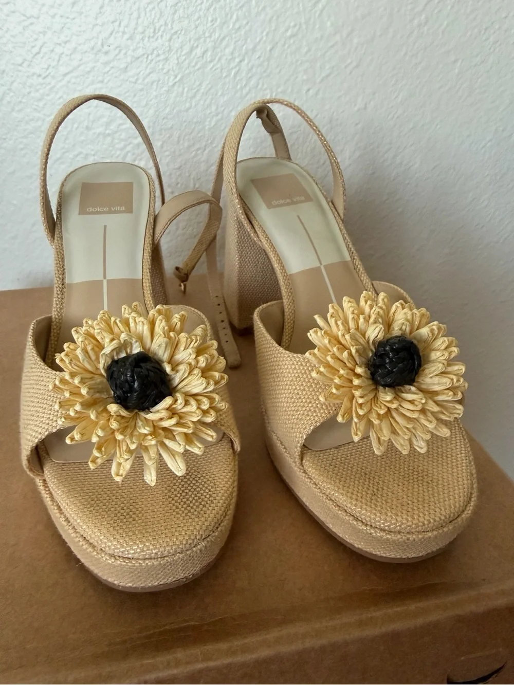Dolce Vita Beige Platform Slingback Sandals with Floral Accent